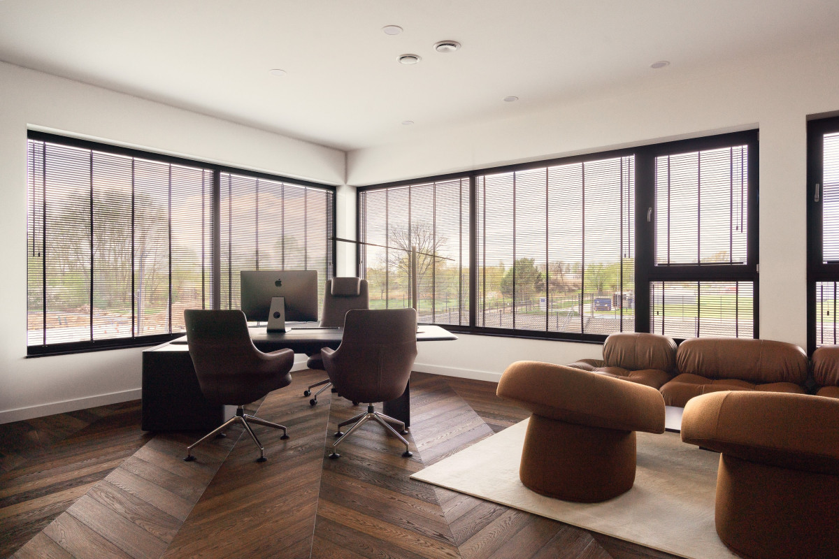 Piotr Łucyan/Art’Up Interiors. Zdjęcie: ŁAD Studio. Siedziba Grupa Estetyczna